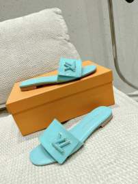 Picture of Louis Vuitton Slippers _SKULVsz35-41mnf0302597